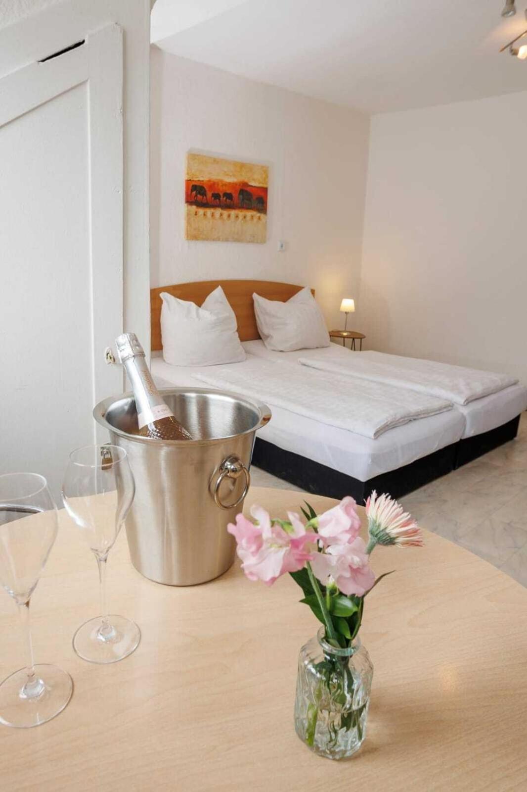 Danis Schlossschaenke Simmern Room photo